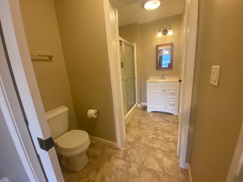 Building Photo - 68115 Tinmar Dr