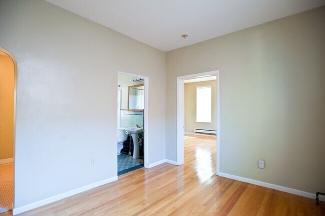 Building Photo - 1665 N Humboldt Ave