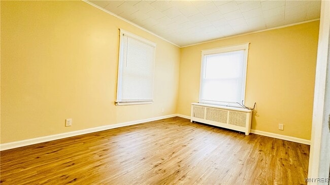 Building Photo - 701 Cedar Ave