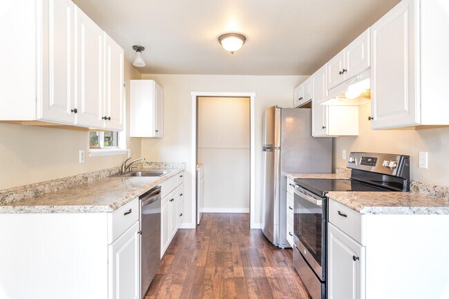 Building Photo - 2012 N Cambrian Ave