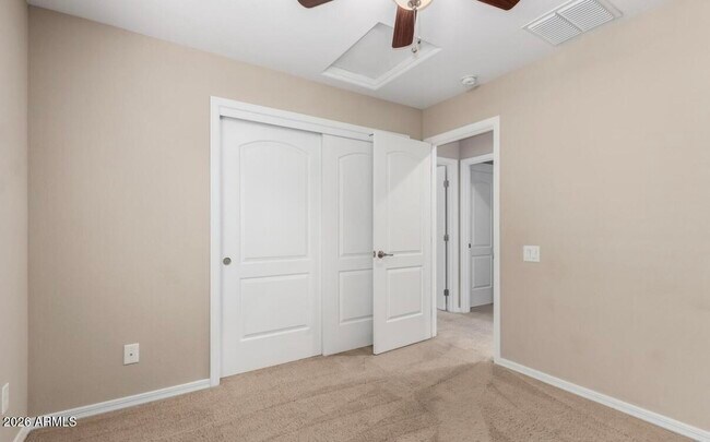 Building Photo - 3660 E Zachary Dr