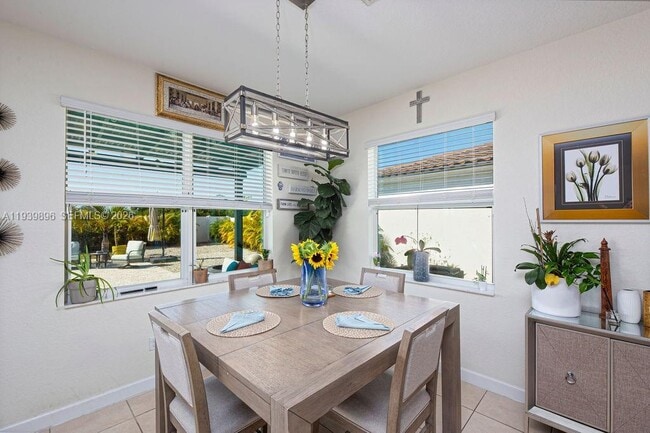 Building Photo - 8175 NW Greenbank Cir