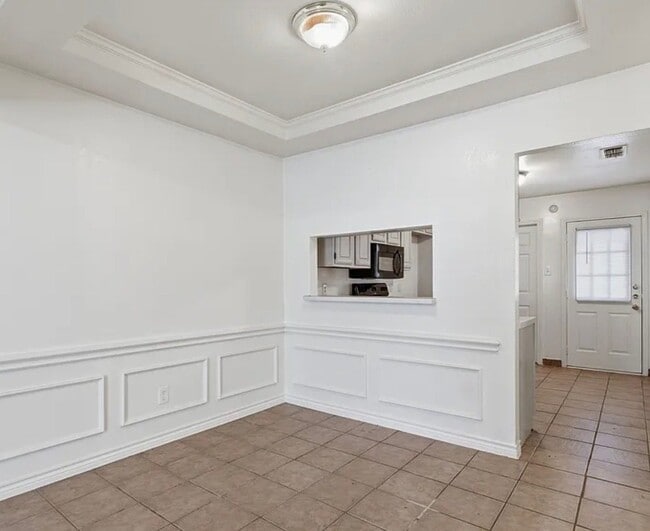 Building Photo - 119 Larchbrook Dr