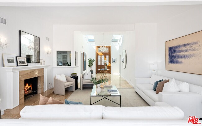 Building Photo - 18100 Wakecrest Dr