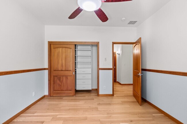 Building Photo - 6 Bed 4 Bath Daylight Rancher on Acreage in Mead School District.  Absolutely Gorgeous