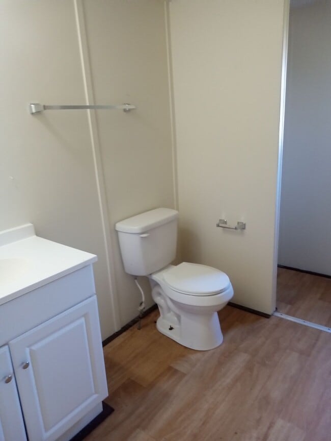 Building Photo - 134 Hussey Mhp Ln