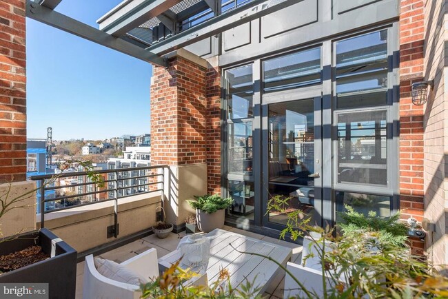 Building Photo - 2125 14th St NW