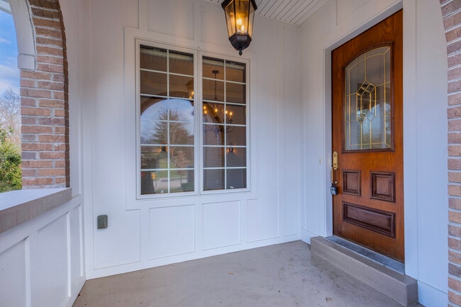 Building Photo - 1991 Chesterfield Ridge Cir