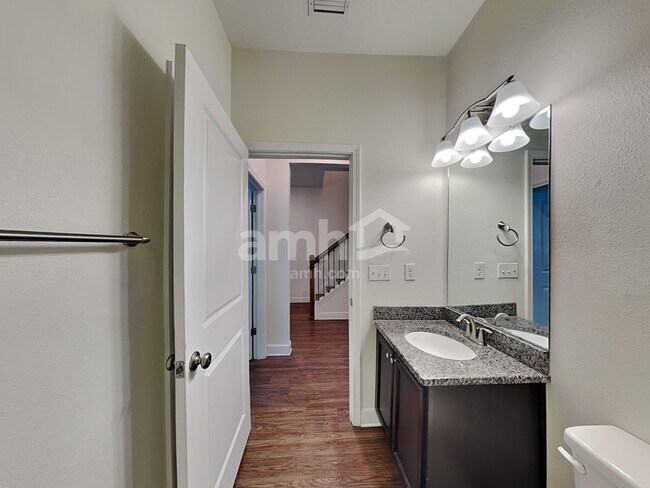 Building Photo - 313 Pine Terrace Dr