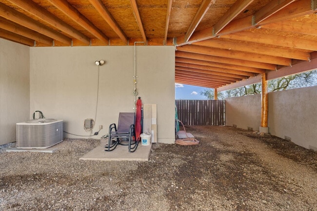 Building Photo - 3314 W Here to There Dr