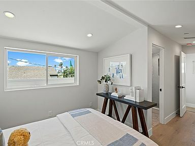 Building Photo - 603 Iris Ave