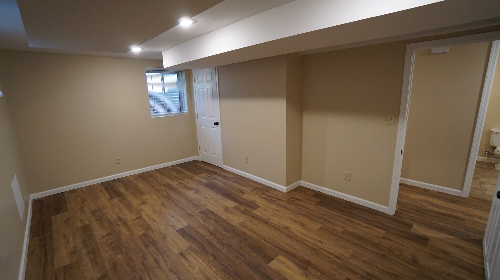 Building Photo - 2025 Tecumseh Rd