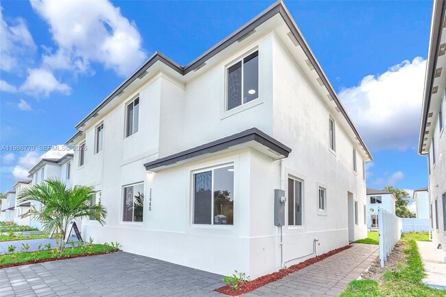 Building Photo - 22431 SW 125th Ave