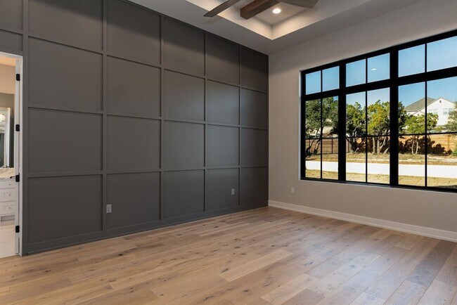 Building Photo - 15700 Grumbles Ln
