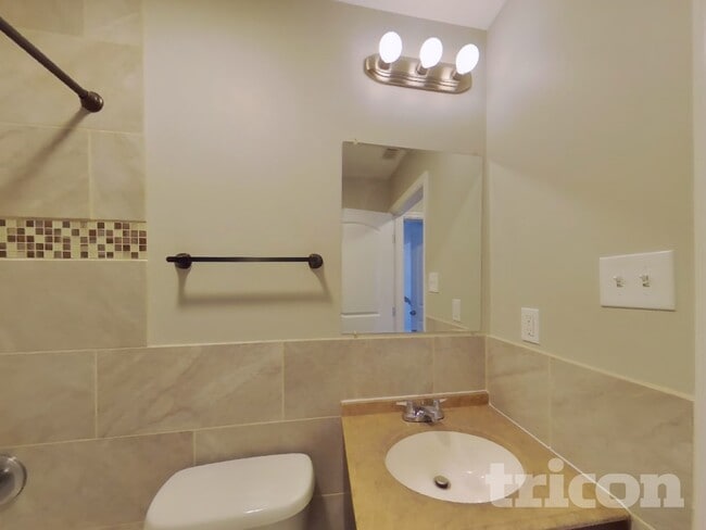 Building Photo - 39 Timber Ln