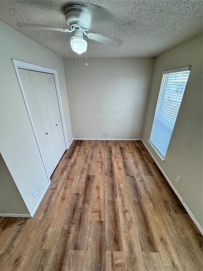 Building Photo - 9624 Sugar Hill Dr