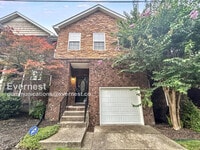 Building Photo - 520 Pippin Dr