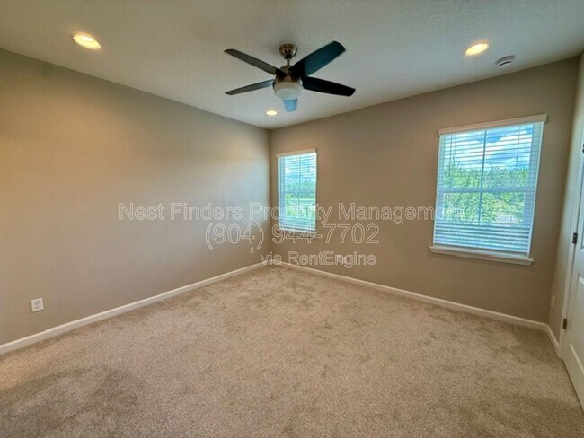 Building Photo - 427 Brandon Lks Dr