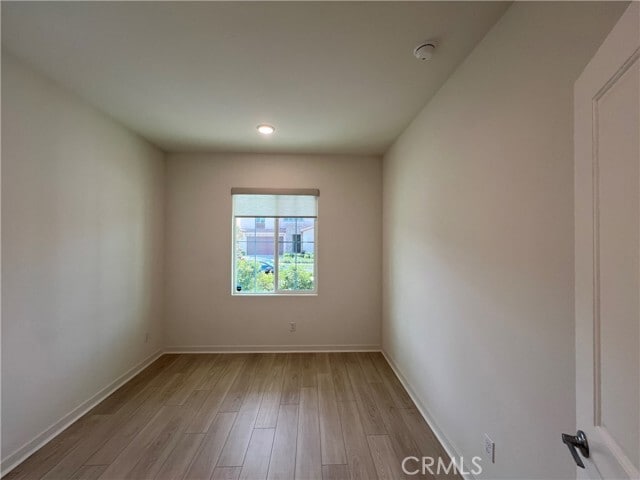 Building Photo - 2657 E Clara Ln