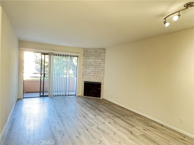 Building Photo - 4717 Ben Ave