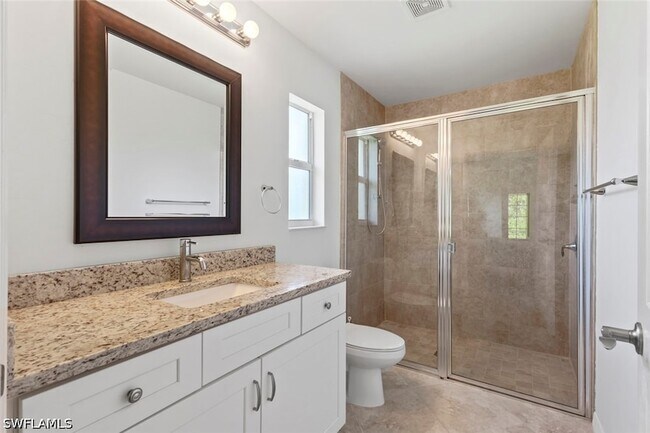Building Photo - 11693 Oakland Dr