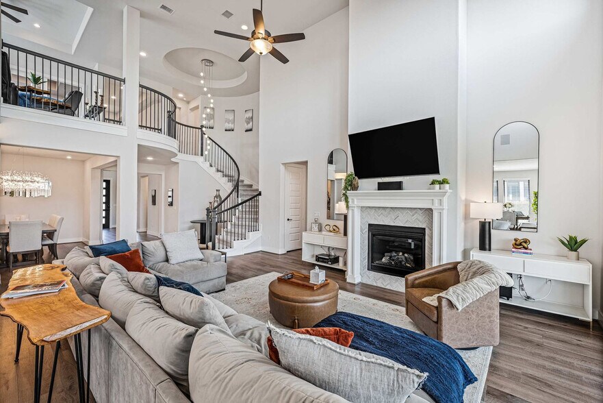 Building Photo - 8116 Hubble Walk