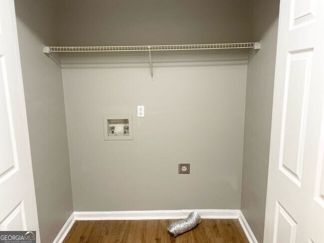 Building Photo - 111 W Burke St