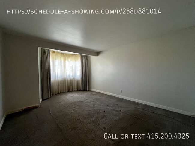 Building Photo - 822 Victor Ave