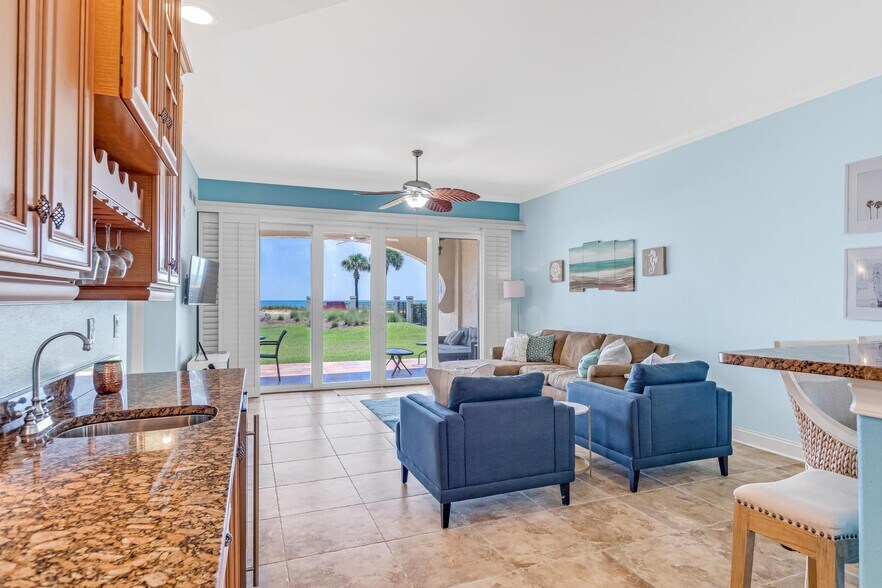 Building Photo - 2450 N Ocean Shore Blvd