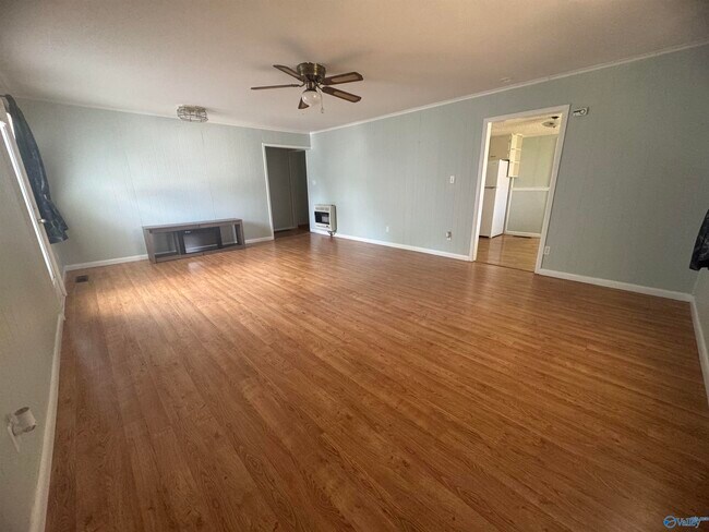 Building Photo - 1113 Humes Ave NE