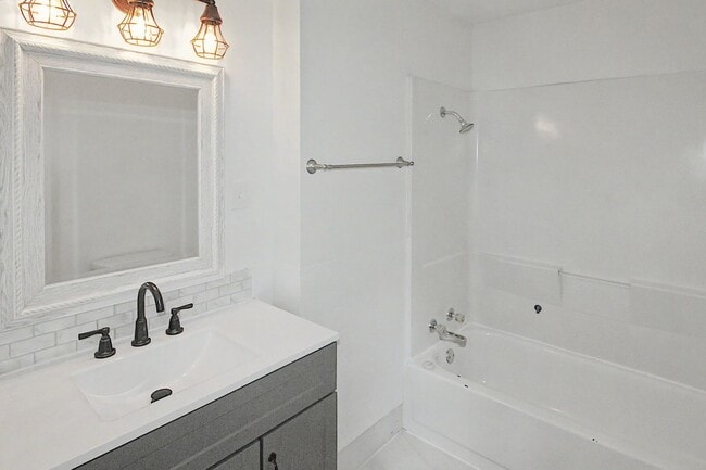 Building Photo - Fully Remodeled Home in the Heart of Belmont