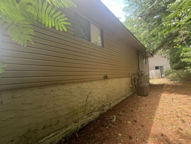 Building Photo - 716 Marley Way