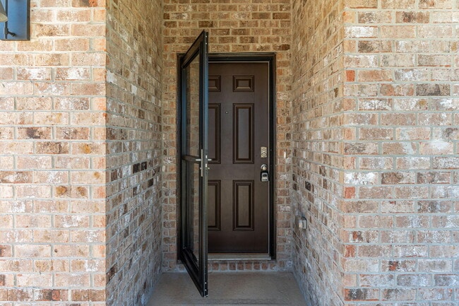 Building Photo - 2837 Patriot Ridge Dr