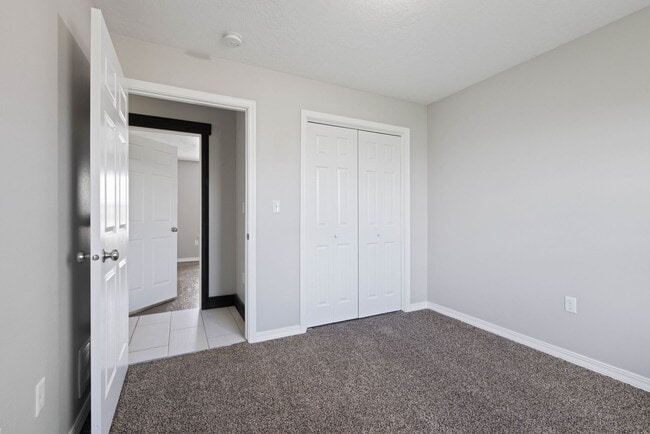 Building Photo - 4-Bed 2-Bath Hidden Gem on a Quiet Cul-de-Sac in Idaho Falls – Move-In Ready!