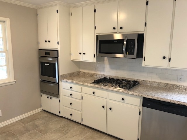 Building Photo - Wonderful Updates in this Midtown Charmer! 3 bed 1 bath, GREAT Kitchen!