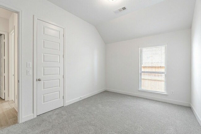 Building Photo - 1151 Beals Crk St