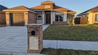 Building Photo - 3313 Erica Ln