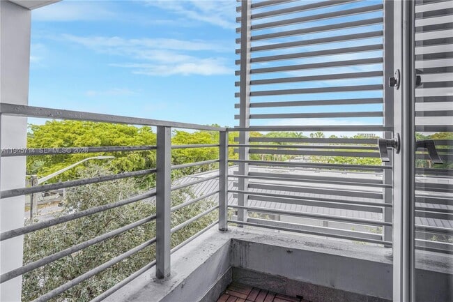 Building Photo - 3339 Virginia St