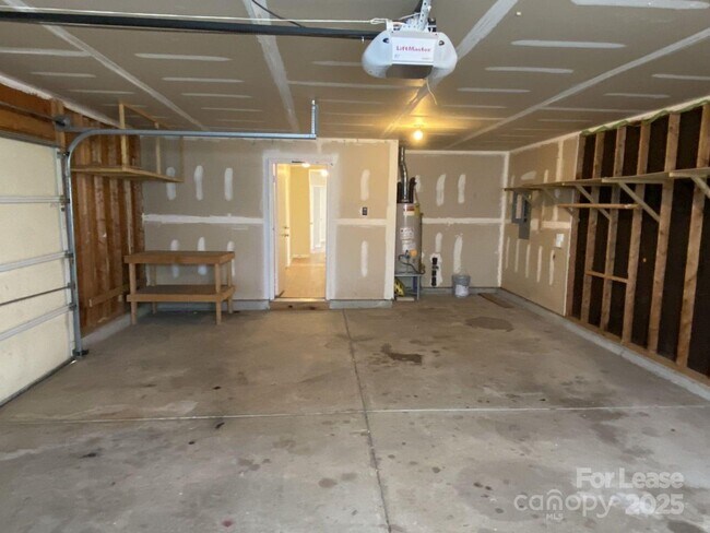 Building Photo - 9617 Rau Ct