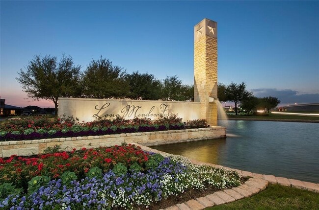 Building Photo - 5502 Pleasant Falls Dr