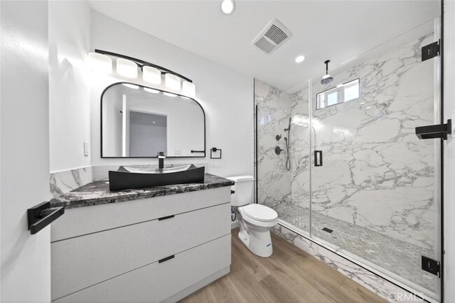 Building Photo - 14827 Dearborn St