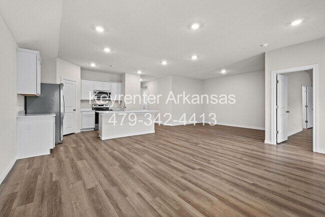 Building Photo - Gorgeous Home in Gentry!