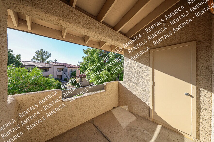 Building Photo - 7008 E Gold Dust Ave