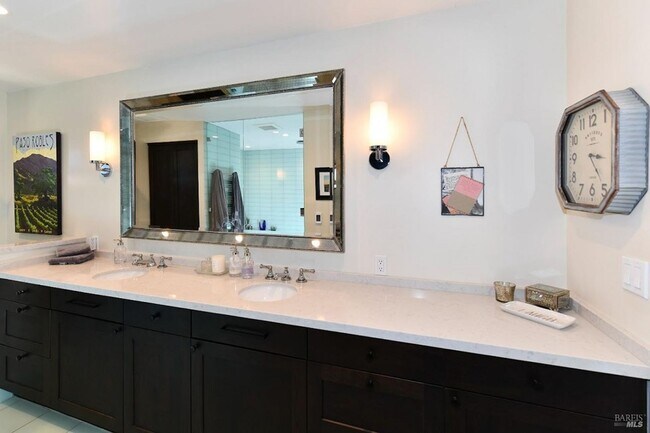 Building Photo - Stunning Four Bedroom Browns Valley Home f...