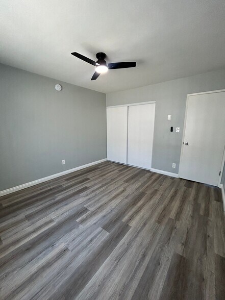 Building Photo - 8820 Topanga Canyon Blvd
