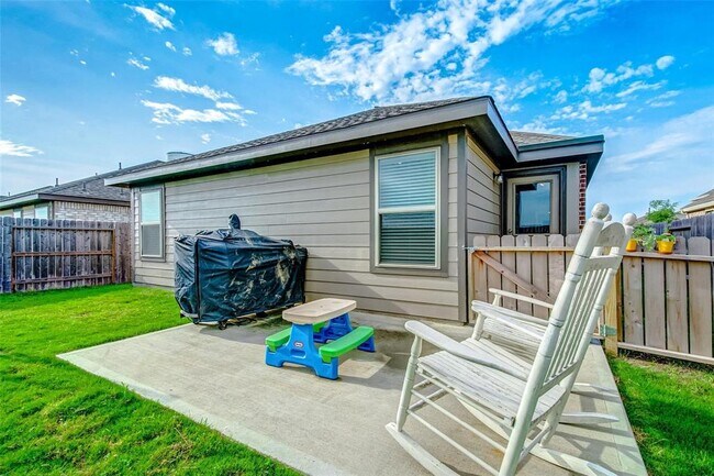 Building Photo - 26022 Steele Flower Dr