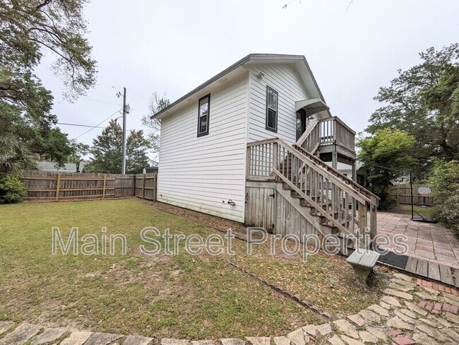 Building Photo - 1705 N 17th Ave