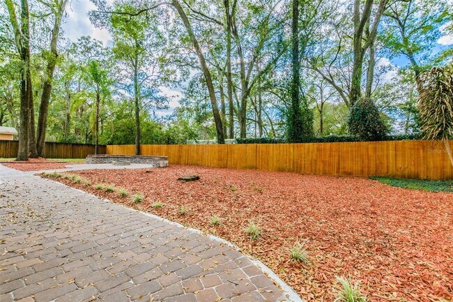 Building Photo - 2709 Herndon St