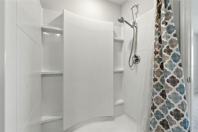 Building Photo - 3903 Silver Strand Trl