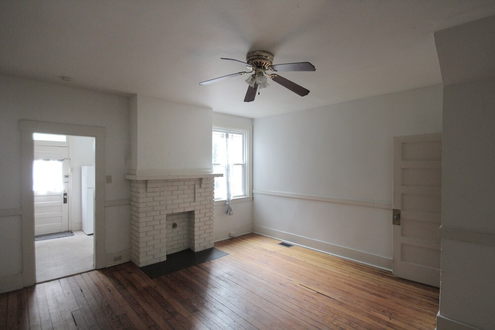 Building Photo - 126 S Trenton Ave